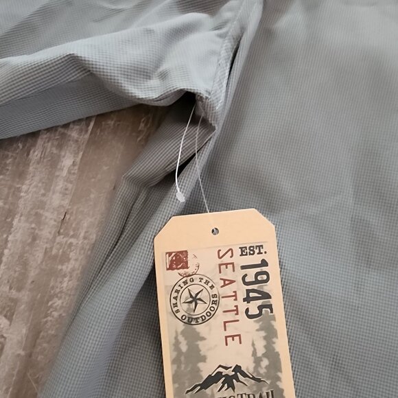 Pacific Trail Mens Shirt Medium Green UPF 30 Moisture Wicking Outdoor Hiking NWT - Picture 13 of 13
